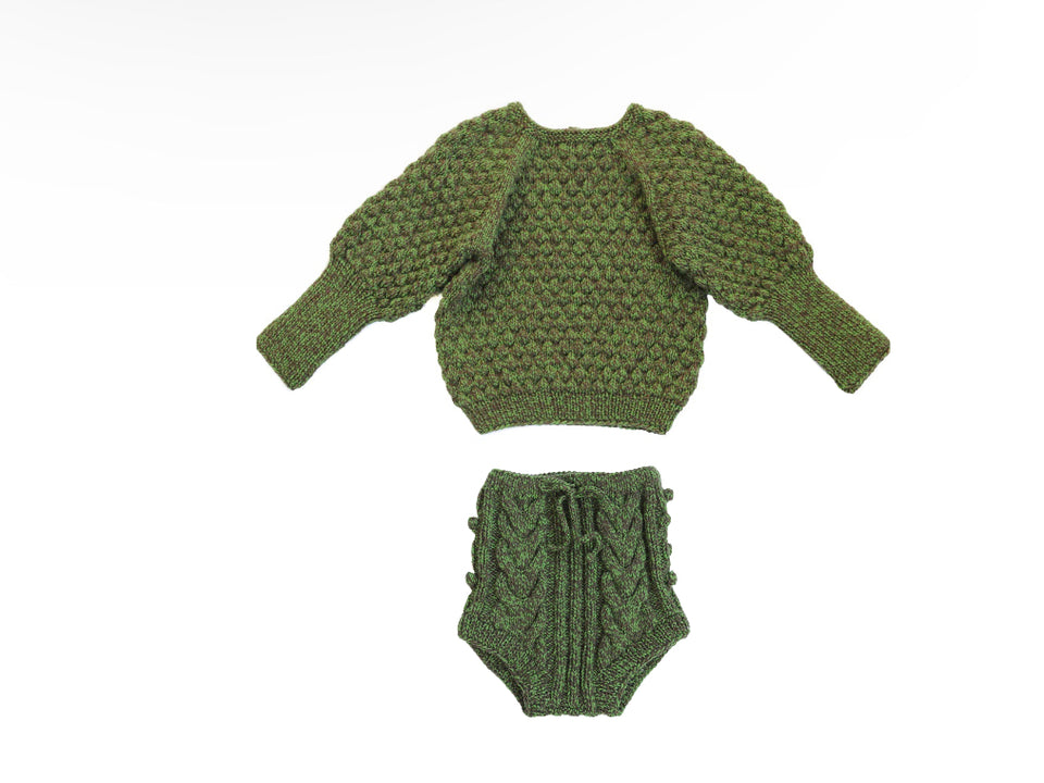 Kalinka Green and Brown Knit Set