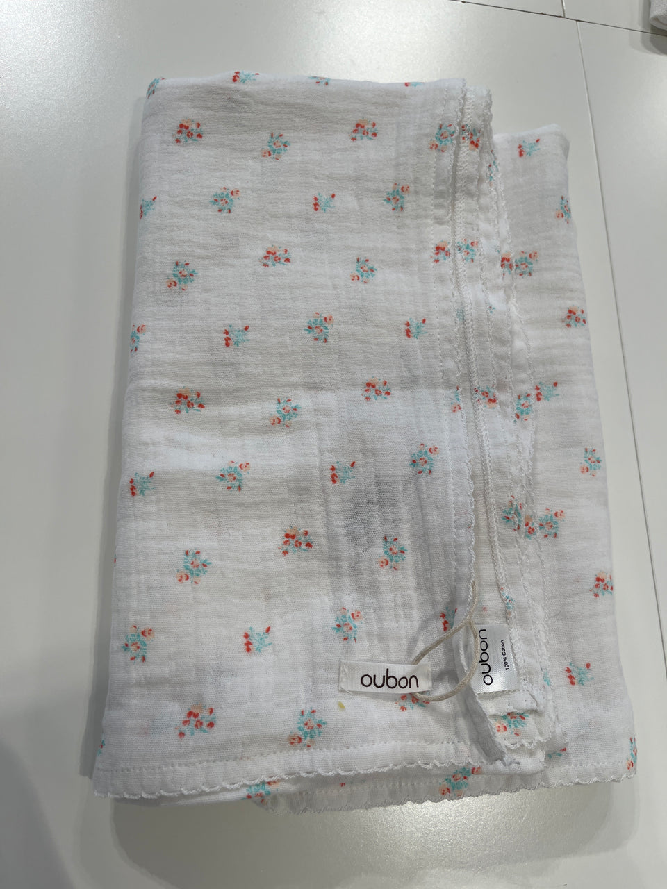 Oubon Red Floral Swaddle