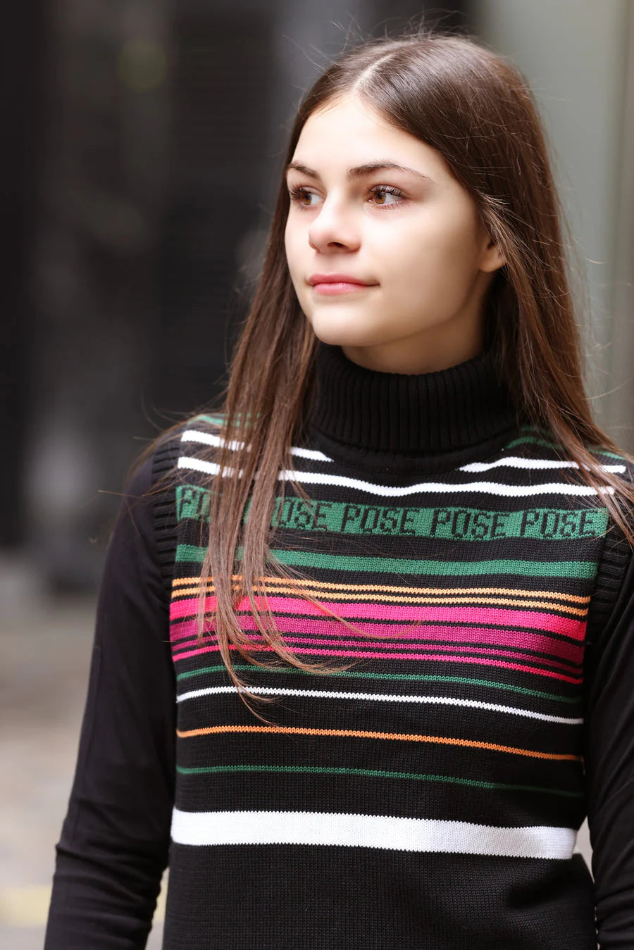 Pose Multi Rea Sweater