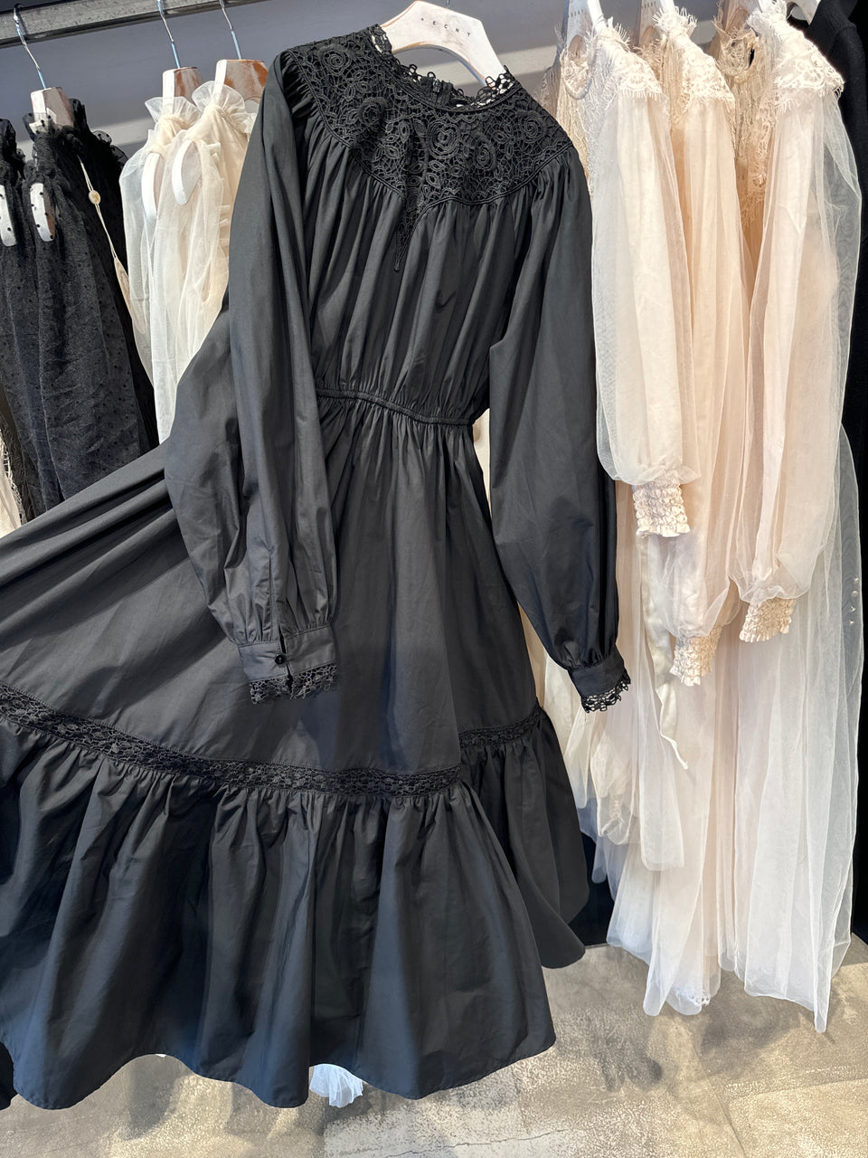 Petite Amalie Black Poplin Applique Midi Dress