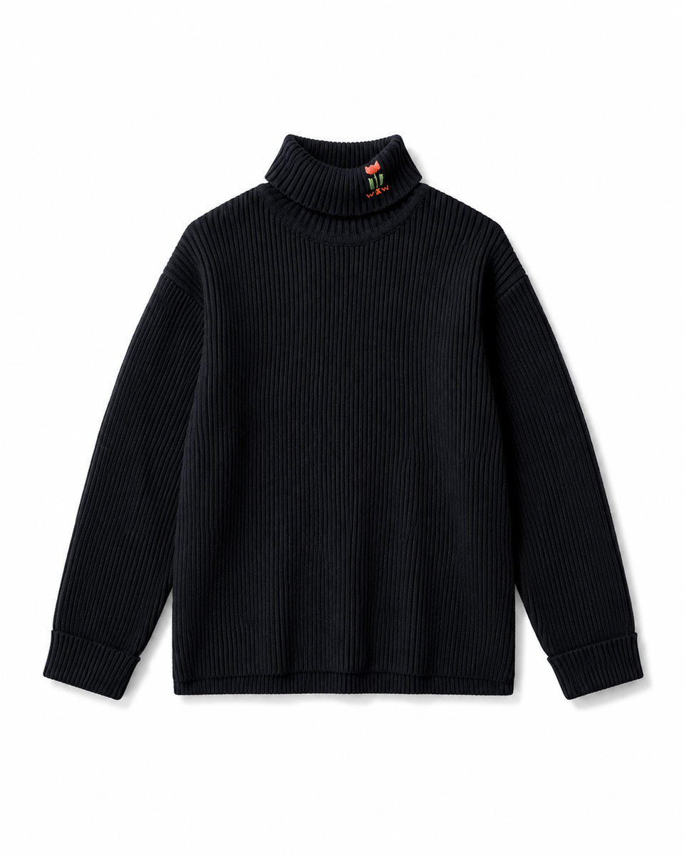 Wander & Wonder Black Turtleneck Pullover-Runs Very Full