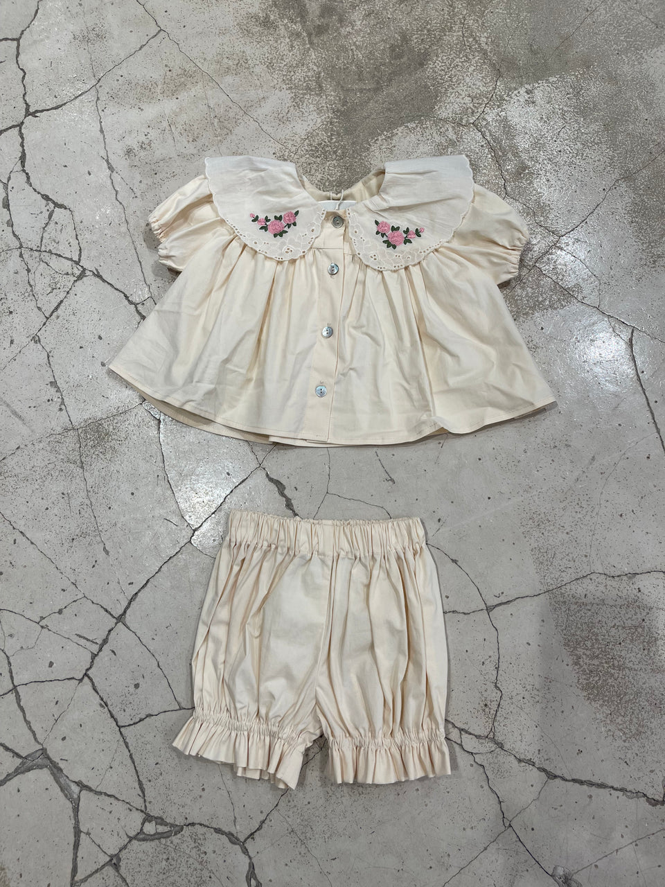 Pernille Cream Embroidered Collar Baby Set