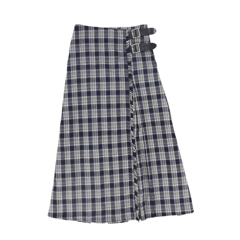 Bamboo Black/White Pleated Buckle Skirt